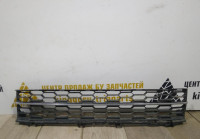 Решетка переднего бампера бу Skoda Superb 3 OEM 3V0853677