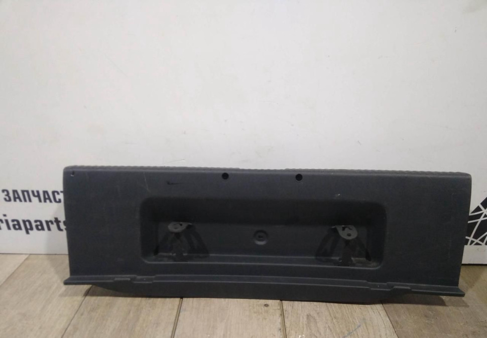 Обивка задней панели бу Skoda Octavia A7 OEM 5E5863485