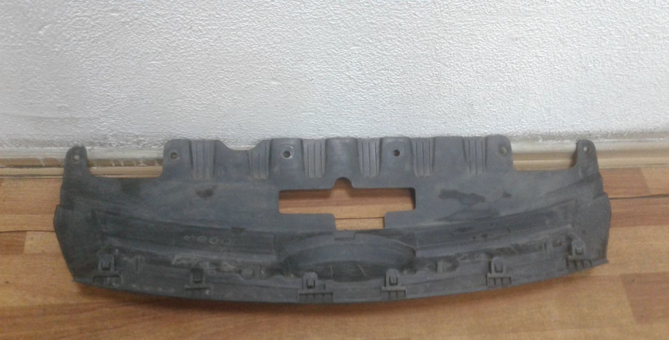 Решетка радиатора Lada Kalina 2 oem 21922803056 (скл-3) Решетка радиатора Lada Kalina 2 oem 21922803056 (скл-3)