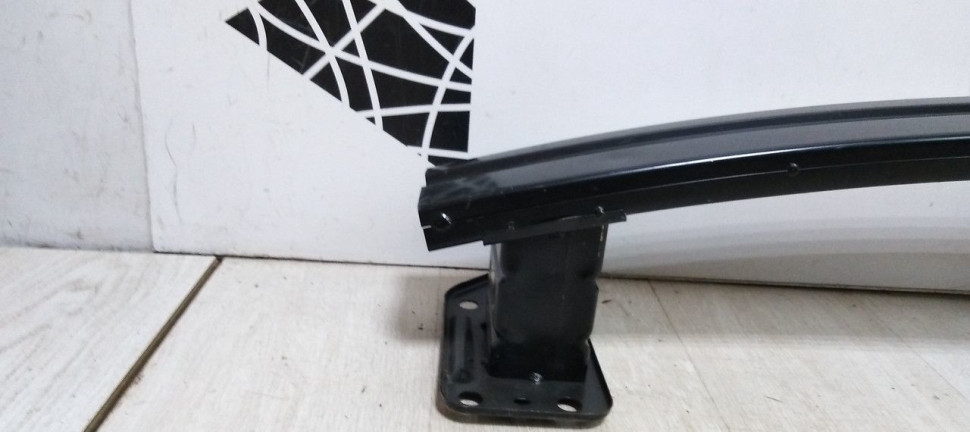 Усилитель переднего бампера Hyundai Creta oem 69400M0000 Усилитель переднего бампера Hyundai Creta oem 69400M0000