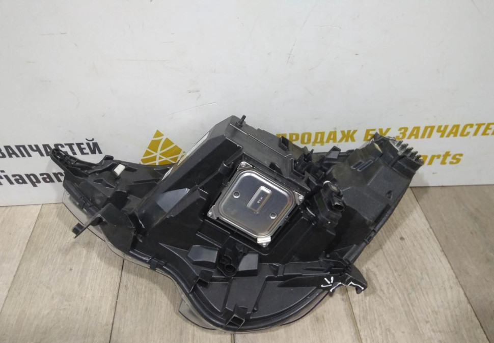 Фара ЛЭД LED правая бу Renault Arkana OEM 260105307R Фара ЛЭД LED правая бу Renault Arkana OEM 260105307R