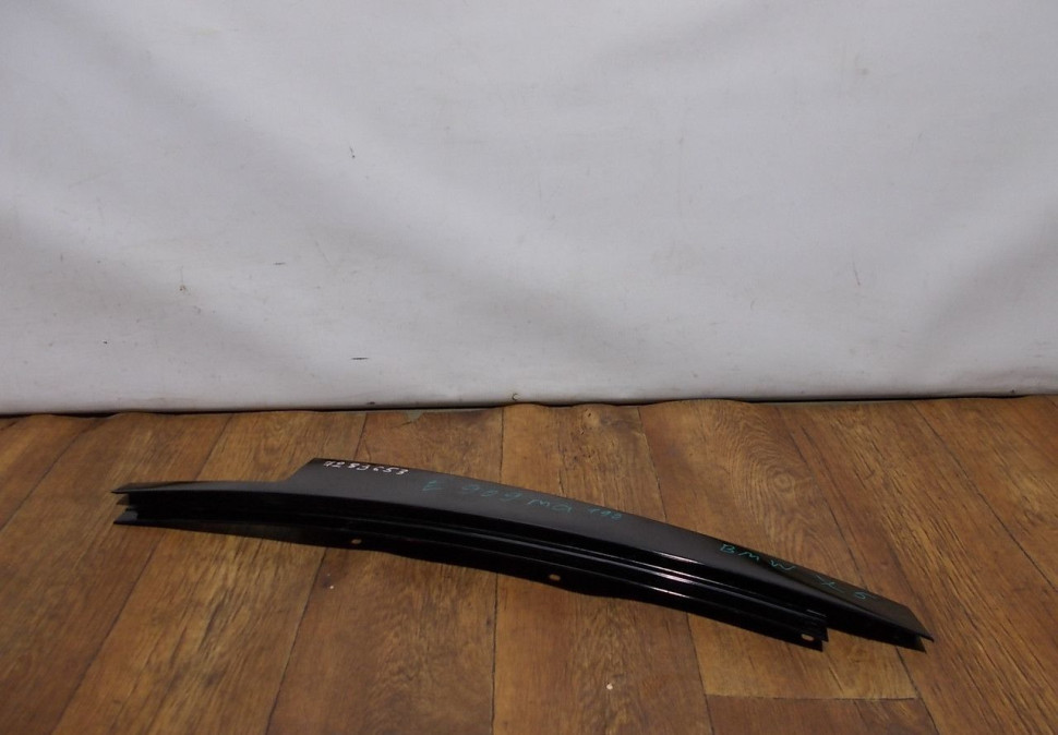 Накладка задней двери левая бу BMW X5 F15 OEM 51337289653