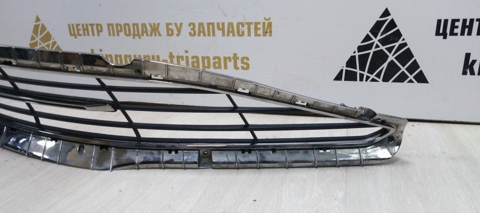 Решетка переднего бампера Genesis G90 19> рест Oem 86564D2600 Решетка переднего бампера Genesis G90 19> рест Oem 86564D2600