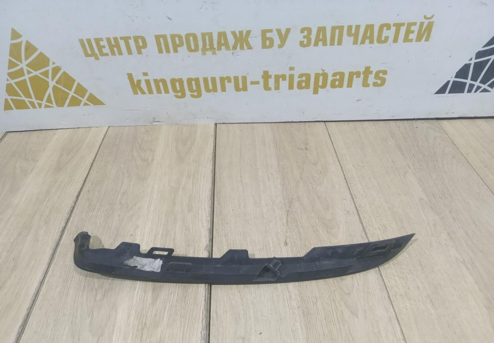Накладка под фару правая бу Renault Logan 2 OEM 260444577R