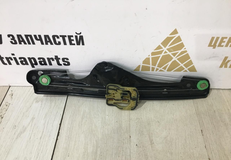 Стеклоподъемник электрический задней правой двери BMW X6 F16 OEM 7286488 Стеклоподъемник электрический задней правой двери BMW X6 F16 OEM 7286488