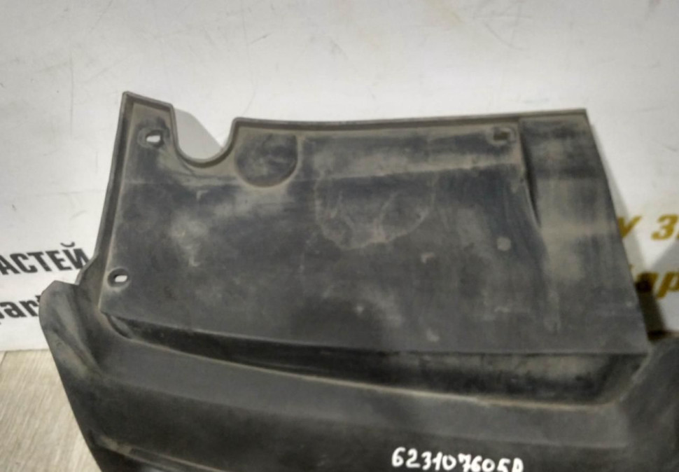 Решетка радиатора бу Renault Logan 2 OEM 623107605R Решетка радиатора бу Renault Logan 2 OEM 623107605R