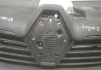 Решетка радиатора бу Renault Logan 2 OEM 623107605R