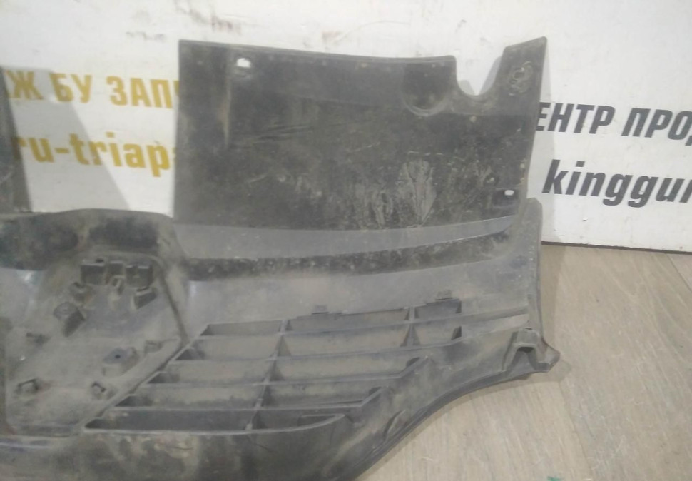 Решетка радиатора бу Renault Logan 2 OEM 623107605R Решетка радиатора бу Renault Logan 2 OEM 623107605R