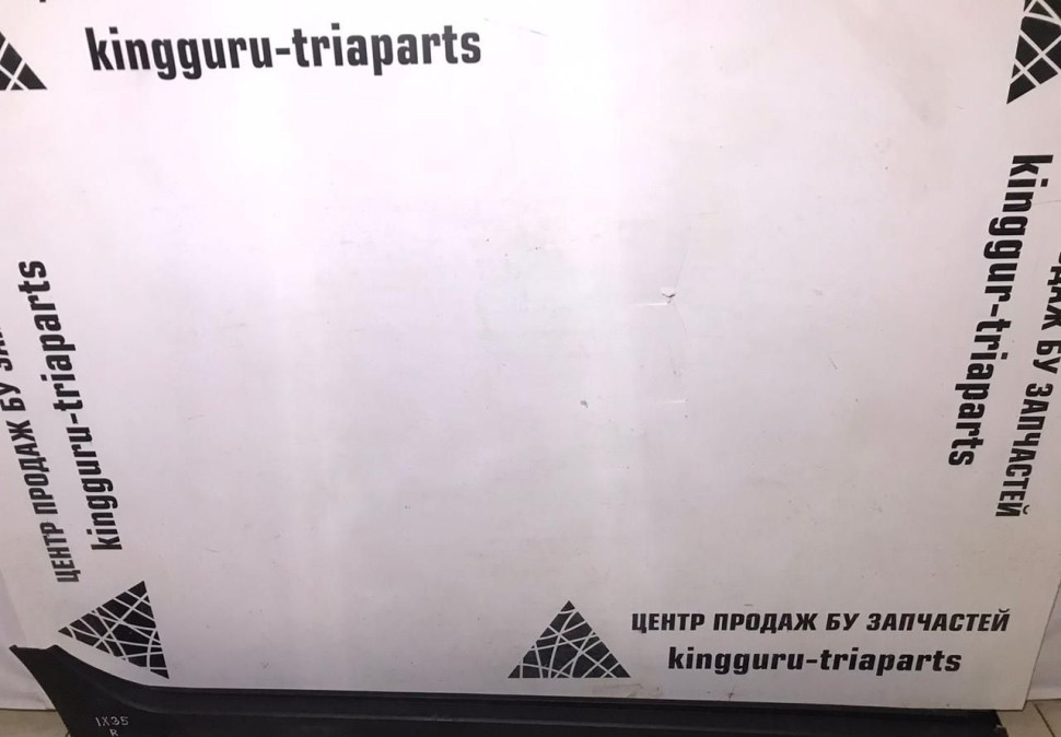 Накладка порога правая Hyundai IX35 2010 oem 877542S000 (скл-3)