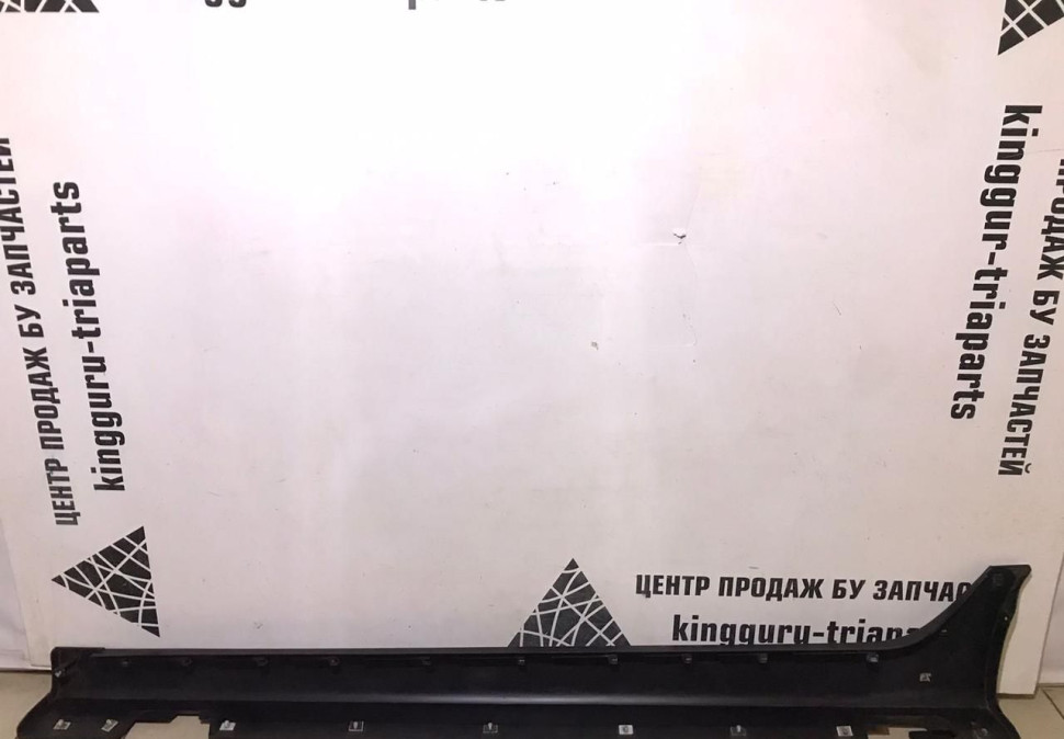 Накладка порога правая Hyundai IX35 2010 oem 877542S000 (скл-3)