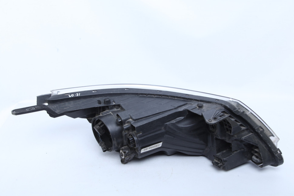 Фара левая Kia Rio 3 рестайлинг 2015 OEM 921014X500 Фара левая Kia Rio 3 рестайлинг 2015 OEM 921014X500