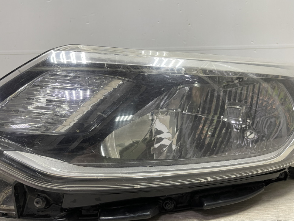 Фара левая Kia Rio 3 рестайлинг 2015 OEM 921014X500 Фара левая Kia Rio 3 рестайлинг 2015 OEM 921014X500