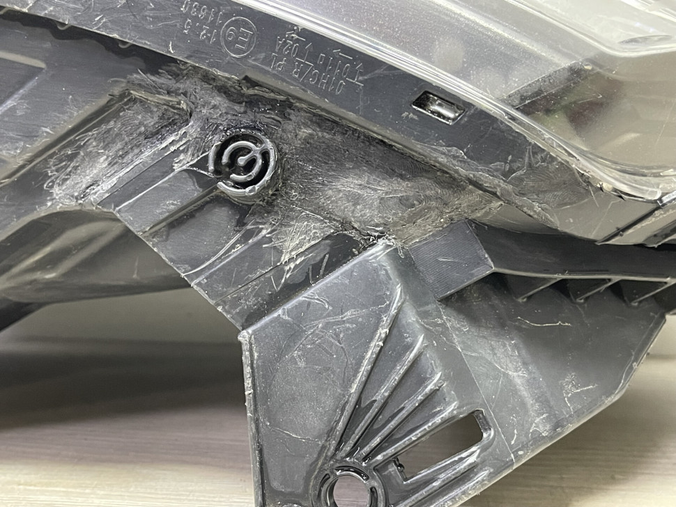 Фара левая Kia Rio 3 рестайлинг 2015 OEM 921014X500 Фара левая Kia Rio 3 рестайлинг 2015 OEM 921014X500