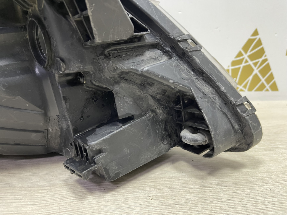 Фара левая Kia Rio 3 рестайлинг 2015 OEM 921014X500 Фара левая Kia Rio 3 рестайлинг 2015 OEM 921014X500