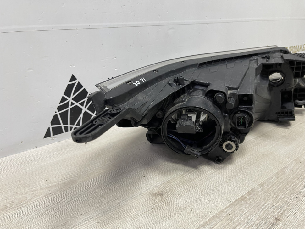 Фара левая Kia Rio 3 рестайлинг 2015 OEM 921014X500 Фара левая Kia Rio 3 рестайлинг 2015 OEM 921014X500