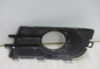 Решетка ПТФ правая Volkswagen Tiguan 1  oem 5n0853666h