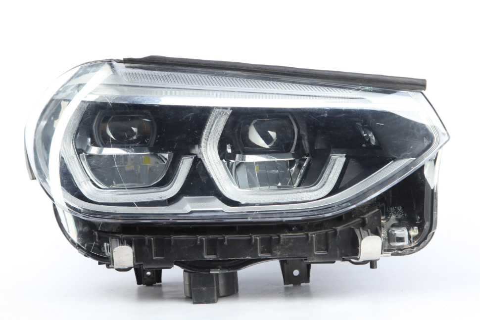 Фара ЛЭД LED адаптив правая бу BMW X3 G01 OEM 63117466126 Фара ЛЭД LED адаптив правая бу BMW X3 G01 OEM 63117466126