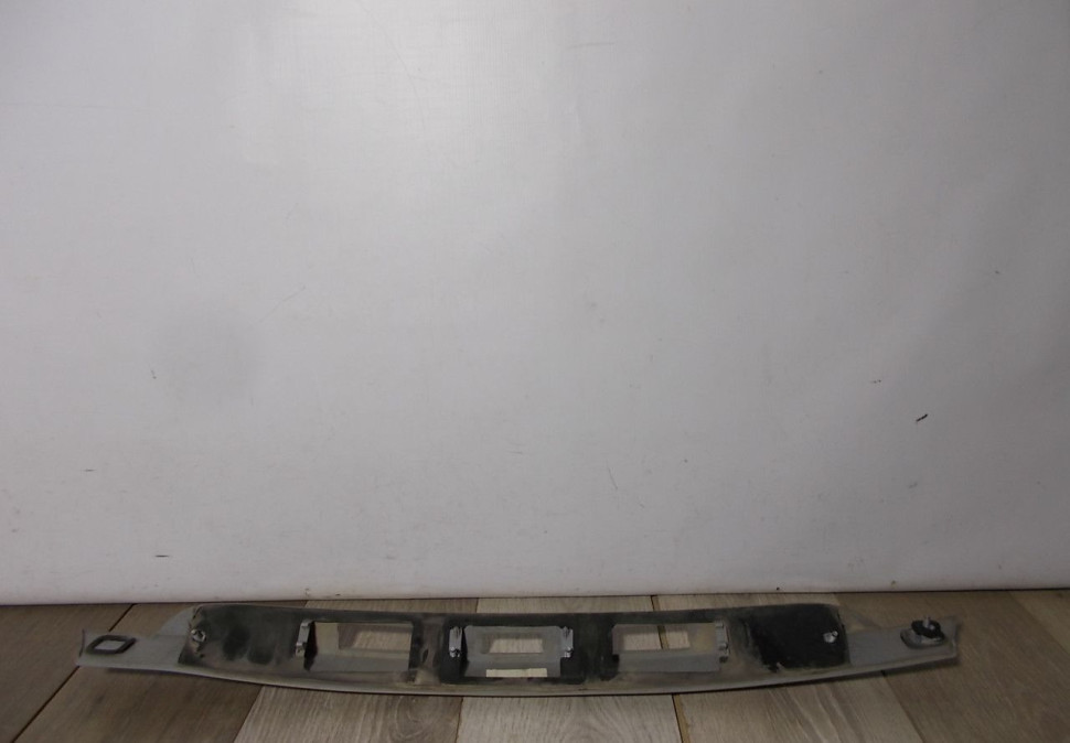 Молдинг крышки багажника бу Renault Fluence OEM 848100021R Молдинг крышки багажника бу Renault Fluence OEM 848100021R