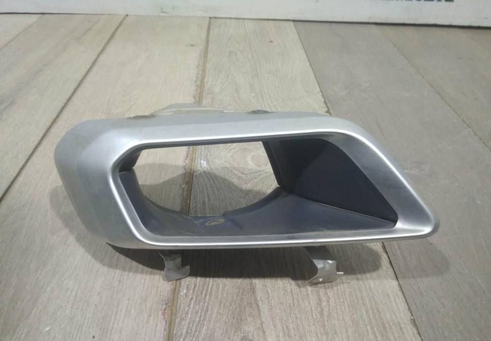 Насадка глушителя правая бу BMW X5 G05 OEM 51127493626