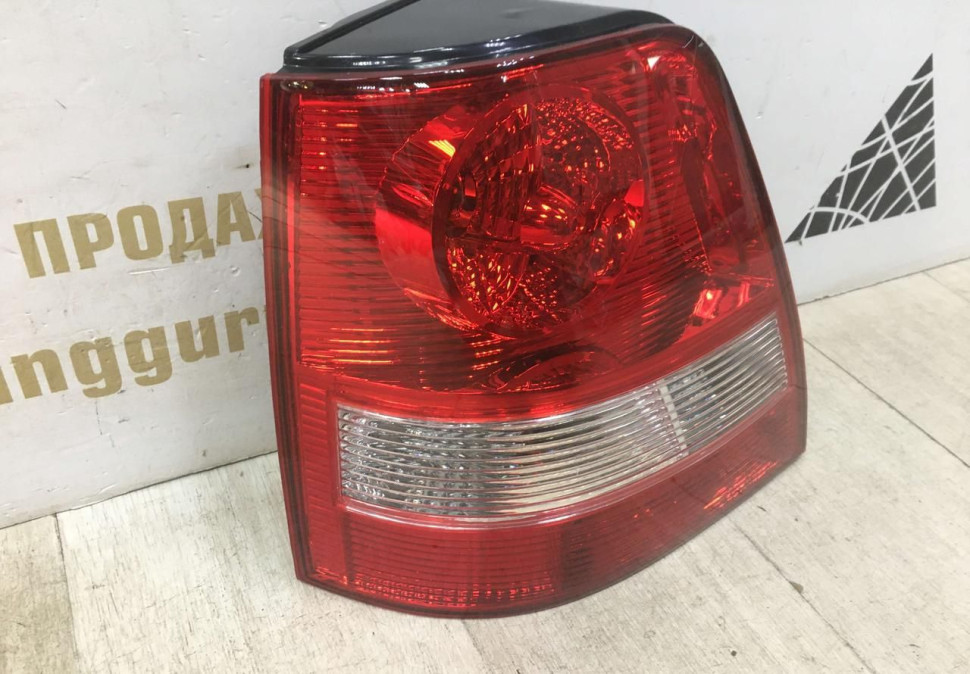 Фонарь левый KIA Sorento 1 2002 OEM 924013E000 Фонарь левый KIA Sorento 1 2002 OEM 924013E000