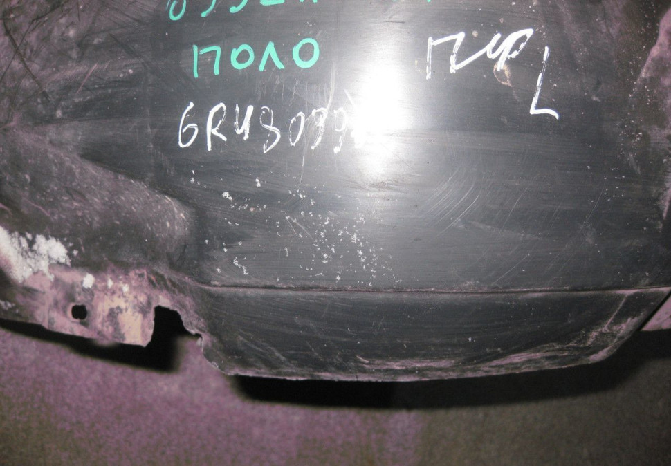 Подкрылок передний левый Volkswagen Polo седан oem 6ru809961 (скл-3)