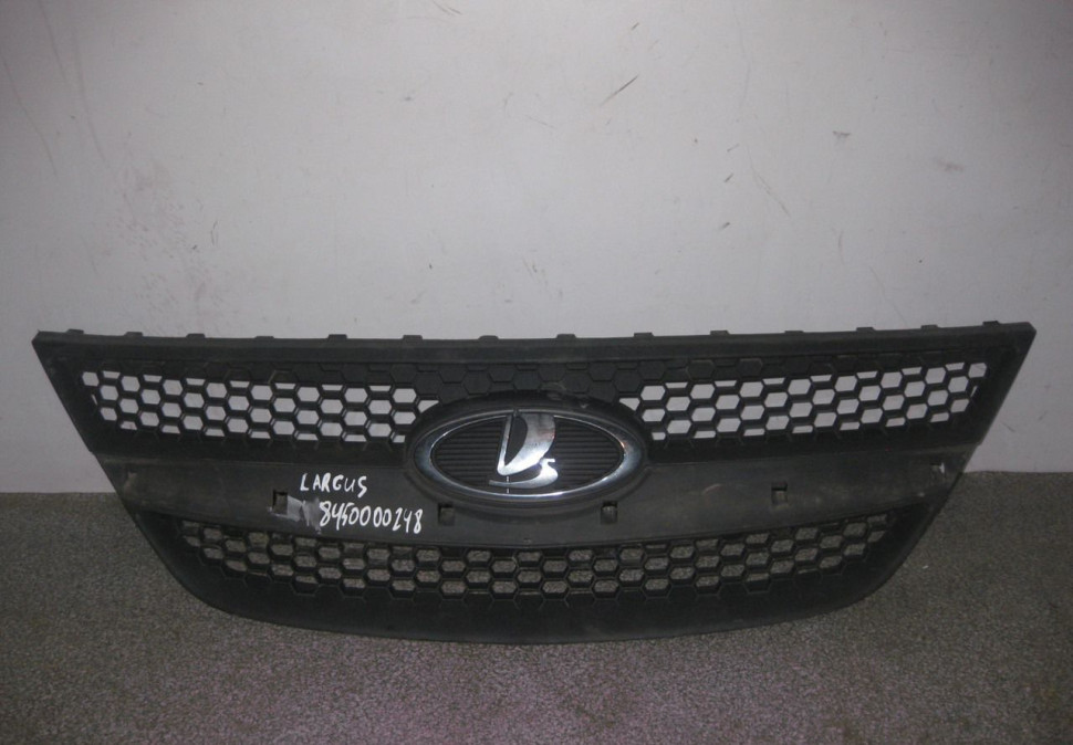 Решетка радиатора Lada Largus oem 8450000248 (скл-3)