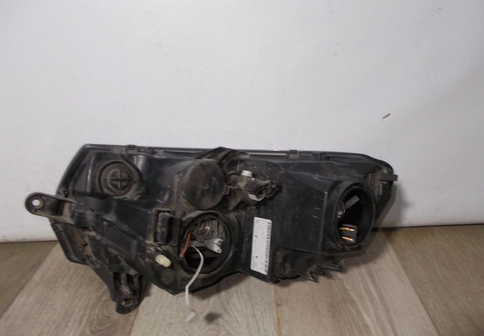 Фара правая бу Renault Logan 2 OEM 260105559R Фара правая бу Renault Logan 2 OEM 260105559R