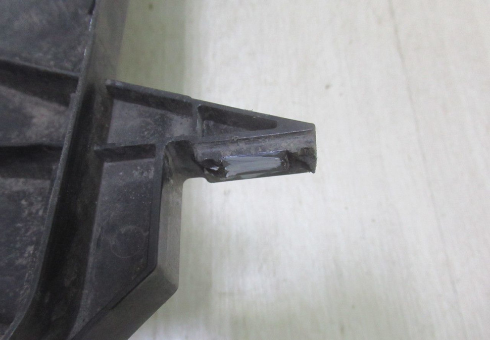 Диффузор + вентилятор охлаждения Ford Focus 3 oem 8V618C607F (скл-3) Диффузор + вентилятор охлаждения Ford Focus 3 oem 8V618C607F (скл-3)