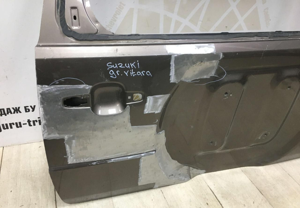 Крышка багажника Suzuki Grand Vitara OEM 6910065650 Крышка багажника Suzuki Grand Vitara OEM 6910065650