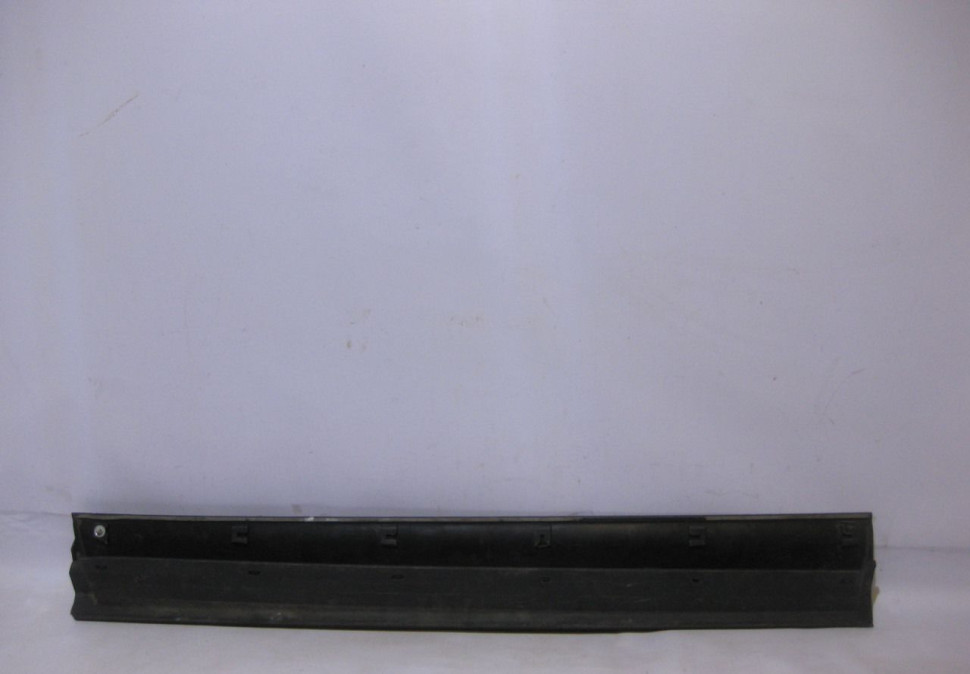 Молдинг двери передний правый Toyota Rav4 xa40 oem 75073420101 (скл-3)