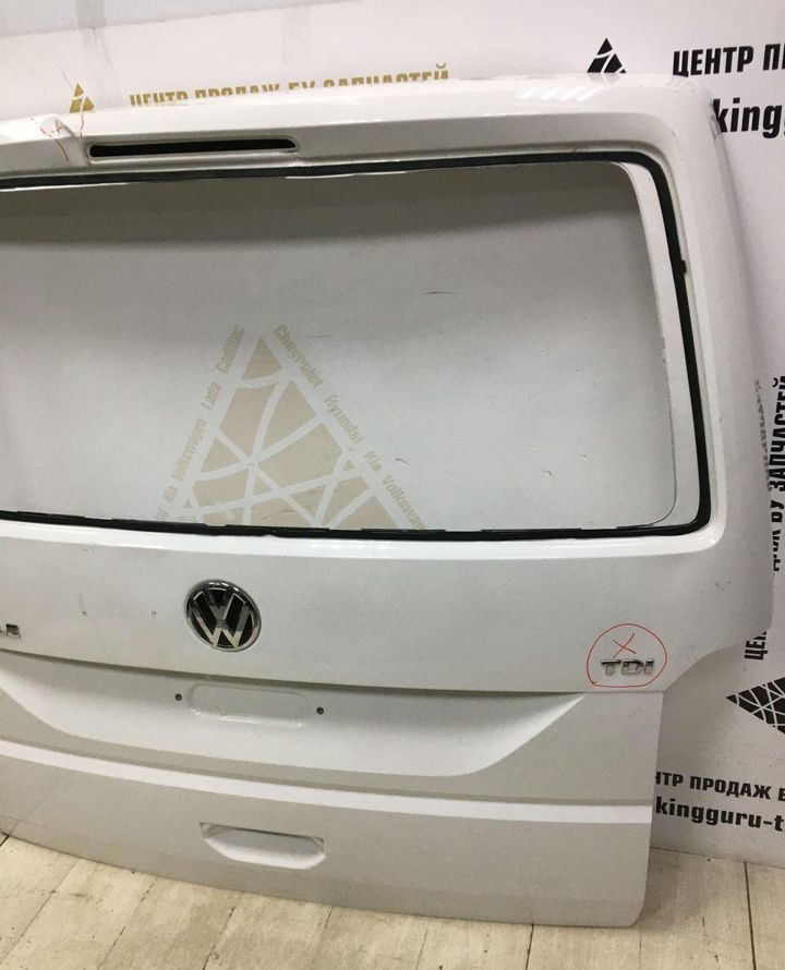 Крышка багажника Volkswagen Caravelle / Multivan T6 2015> oem 7E5827025F Крышка багажника Volkswagen Caravelle / Multivan T6 2015> oem 7E5827025F