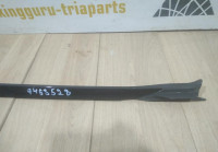 Молдинг лобового стекла правый бу BMW X5 G05 OEM 51317463528