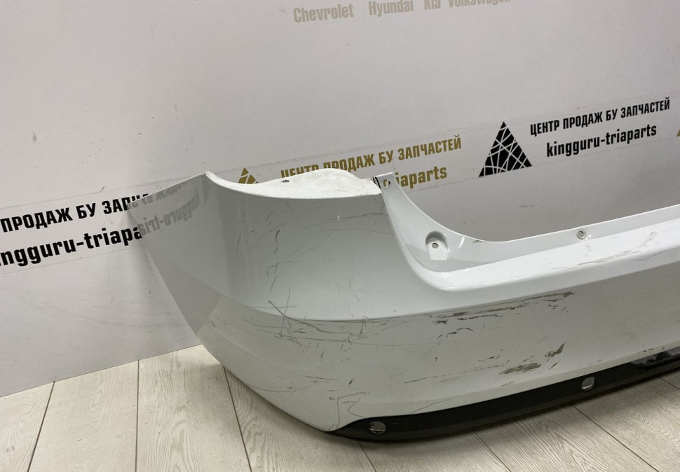 Бампер задний Lada Vesta 2015 oem 8450006699221 (скл-3)
