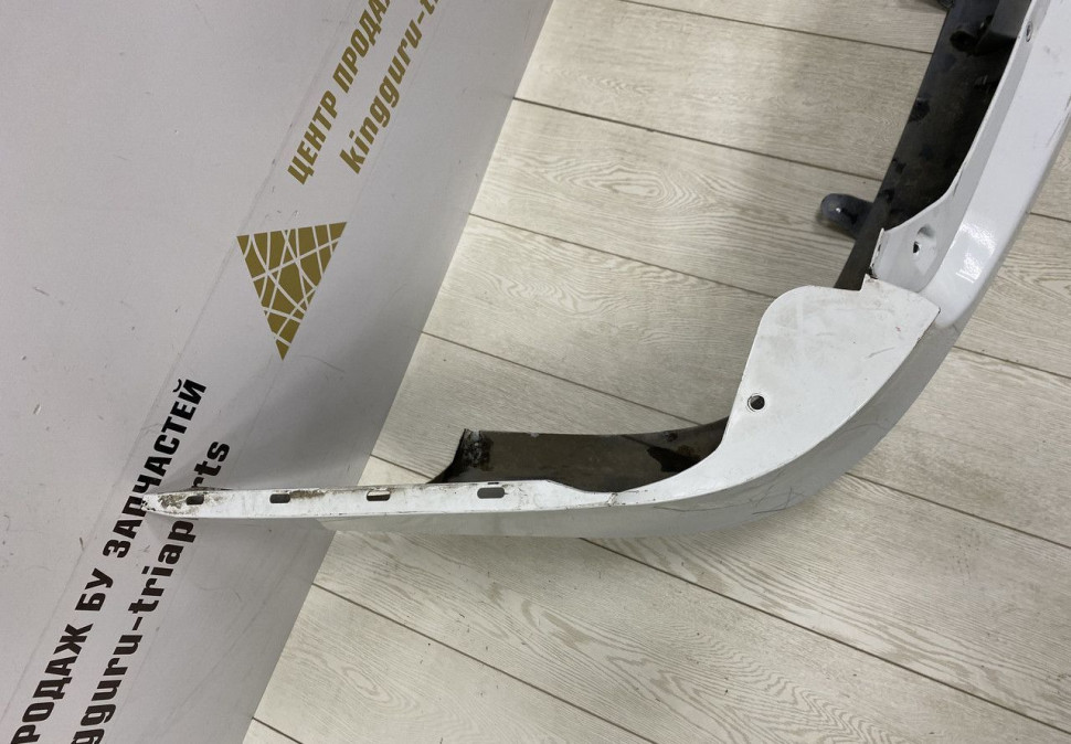 Бампер задний Lada Vesta 2015 oem 8450006699221 (скл-3)
