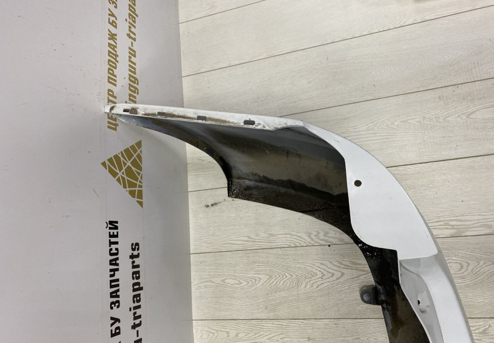 Бампер задний Lada Vesta 2015 oem 8450006699221 (скл-3)