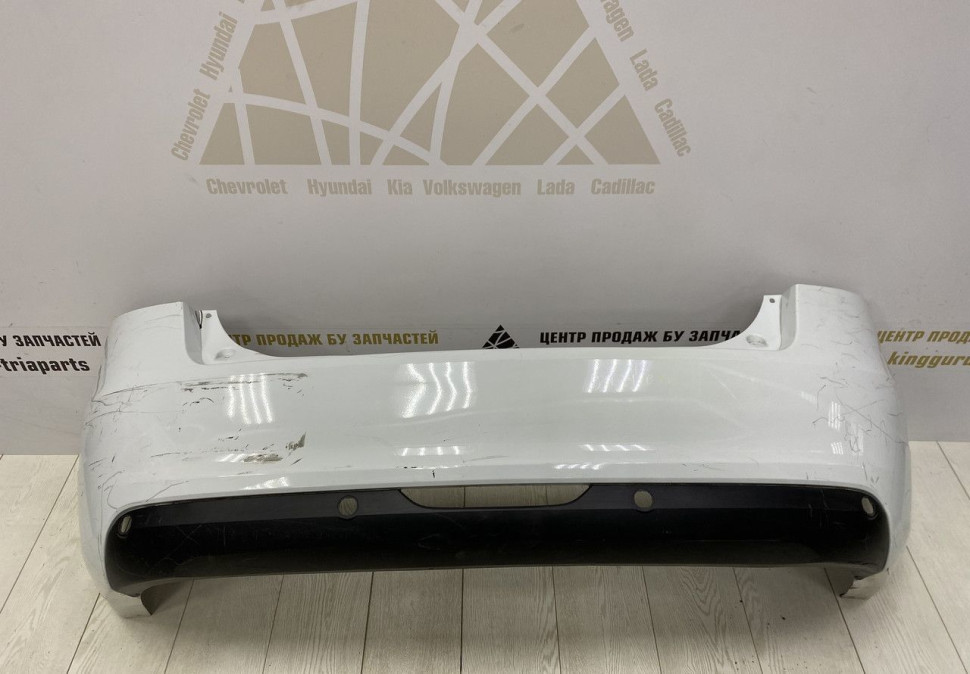 Бампер задний Lada Vesta 2015 oem 8450006699221 (скл-3)