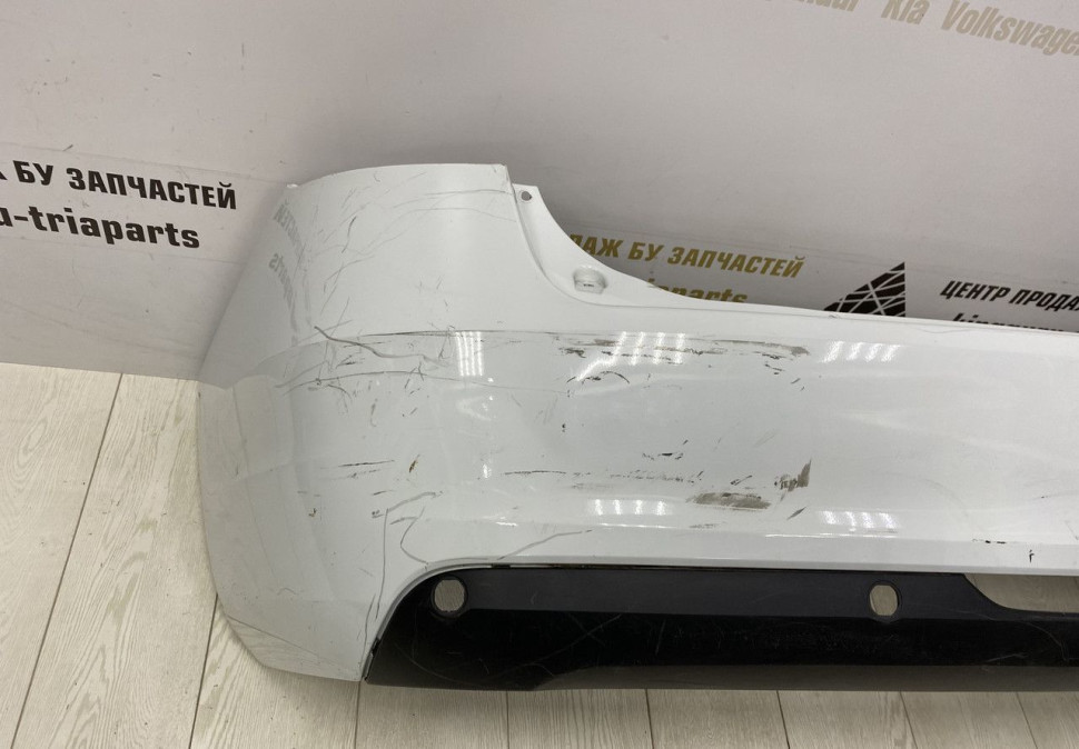 Бампер задний Lada Vesta 2015 oem 8450006699221 (скл-3)