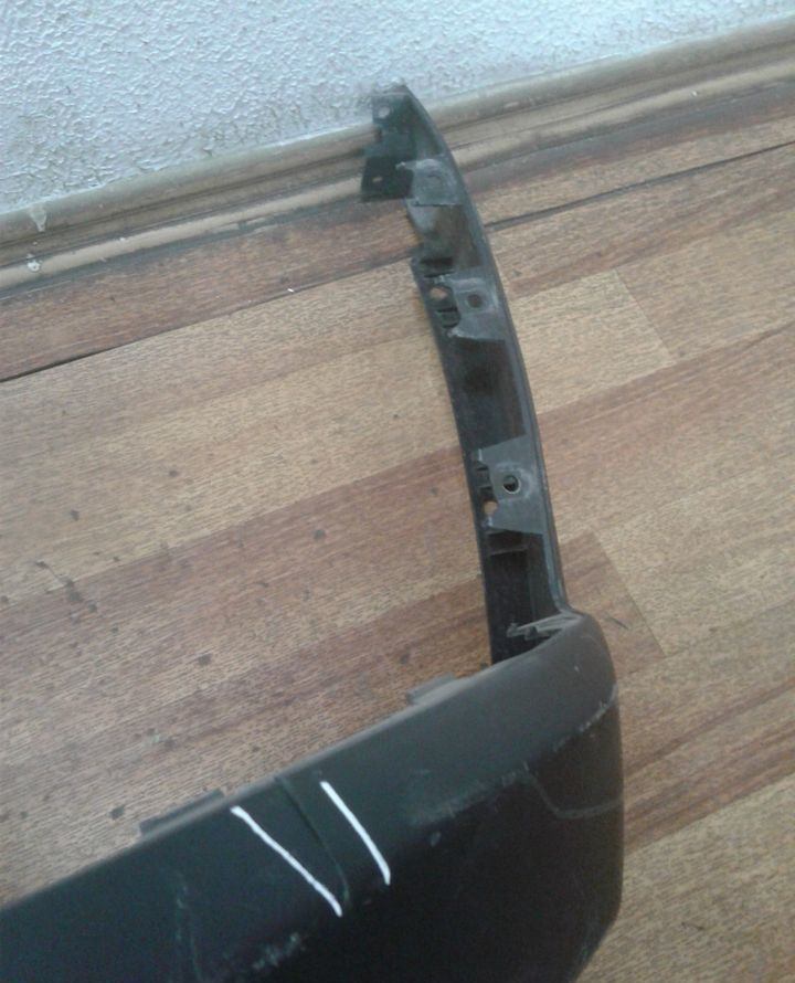 Спойлер переднего бампера Hyundai Creta oem 86512m0000 (трещина) (скл-3) Спойлер переднего бампера Hyundai Creta oem 86512m0000 (трещина) (скл-3)