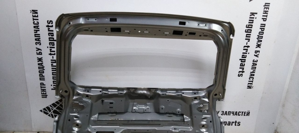Крышка багажника Volkswagen Tiguan 2 oem 5NA827025