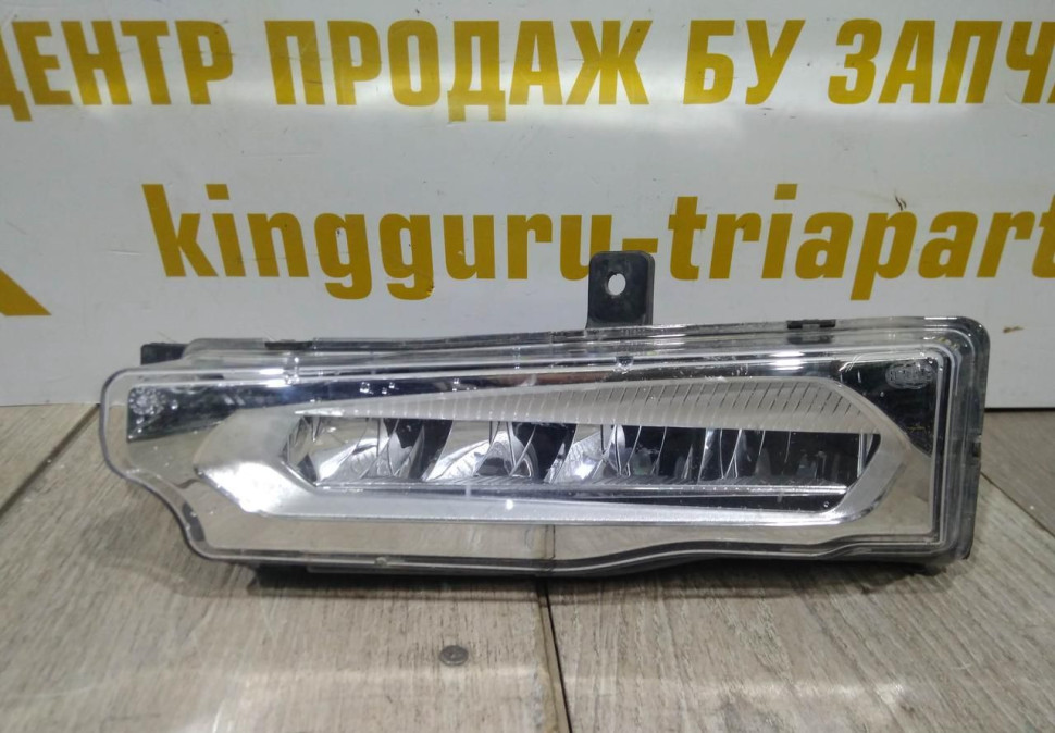 Фара ЛЭД LED противотуманная левая бу BMW X3 G01 OEM 63177412527
