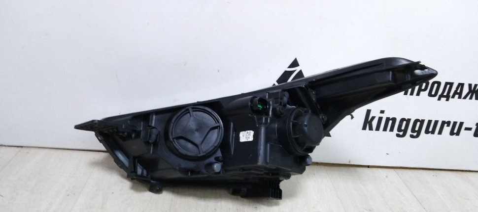 Фара правая с диодной лентой Hyundai Creta oem 92102M0100