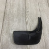 Брызговик задний правый Renault Duster OEM 788126833R Брызговик задний правый Renault Duster OEM 788126833R