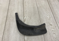 Брызговик задний правый Renault Duster OEM 788126833R