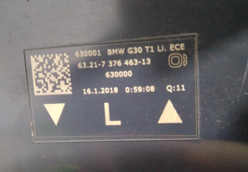 Фонарь диодный внешний левый бу BMW 5 G30 OEM 63217376463 Фонарь диодный внешний левый бу BMW 5 G30 OEM 63217376463