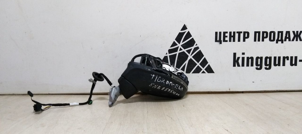 Зеркало левое Volkswagen Tiguan 2 9k oem 5NB857501AK