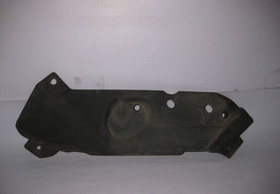Накладка фары правая Lada Priora oem 21708401153 (скл-3)