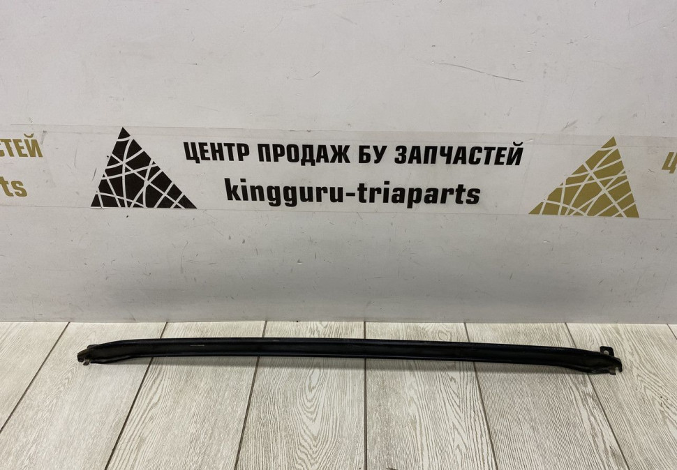 Усилитель переднего бампера нижний Volkswagen Caddy 4 2015 OEM 5K0807651D
