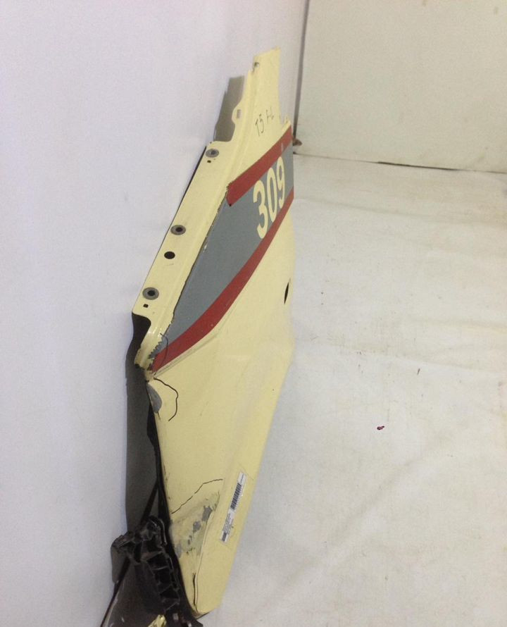 Крыло переднее левое Volkswagen Transporter T5 вмятины (скл-3) Крыло переднее левое Volkswagen Transporter T5 вмятины (скл-3)