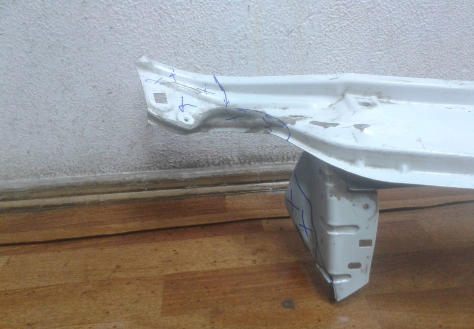 Панель передняя верхняя Renault Logan 2 oem 625113585r (вмятина)  (скл-3)