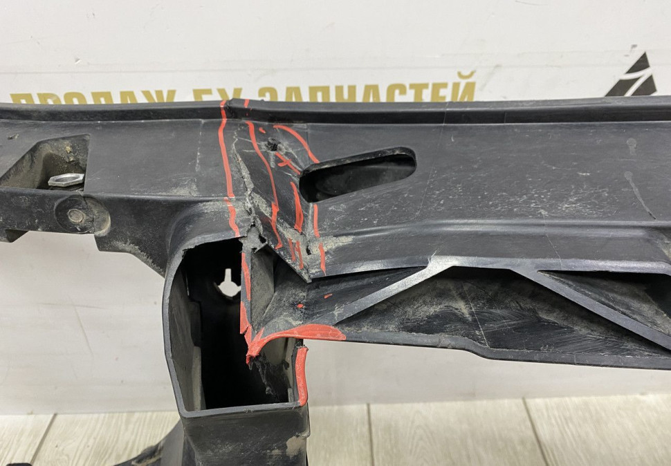 Панель передняя Volkswagen Transporter T5 T6 2009 OEM 7E0805598K Панель передняя Volkswagen Transporter T5 T6 2009 OEM 7E0805598K